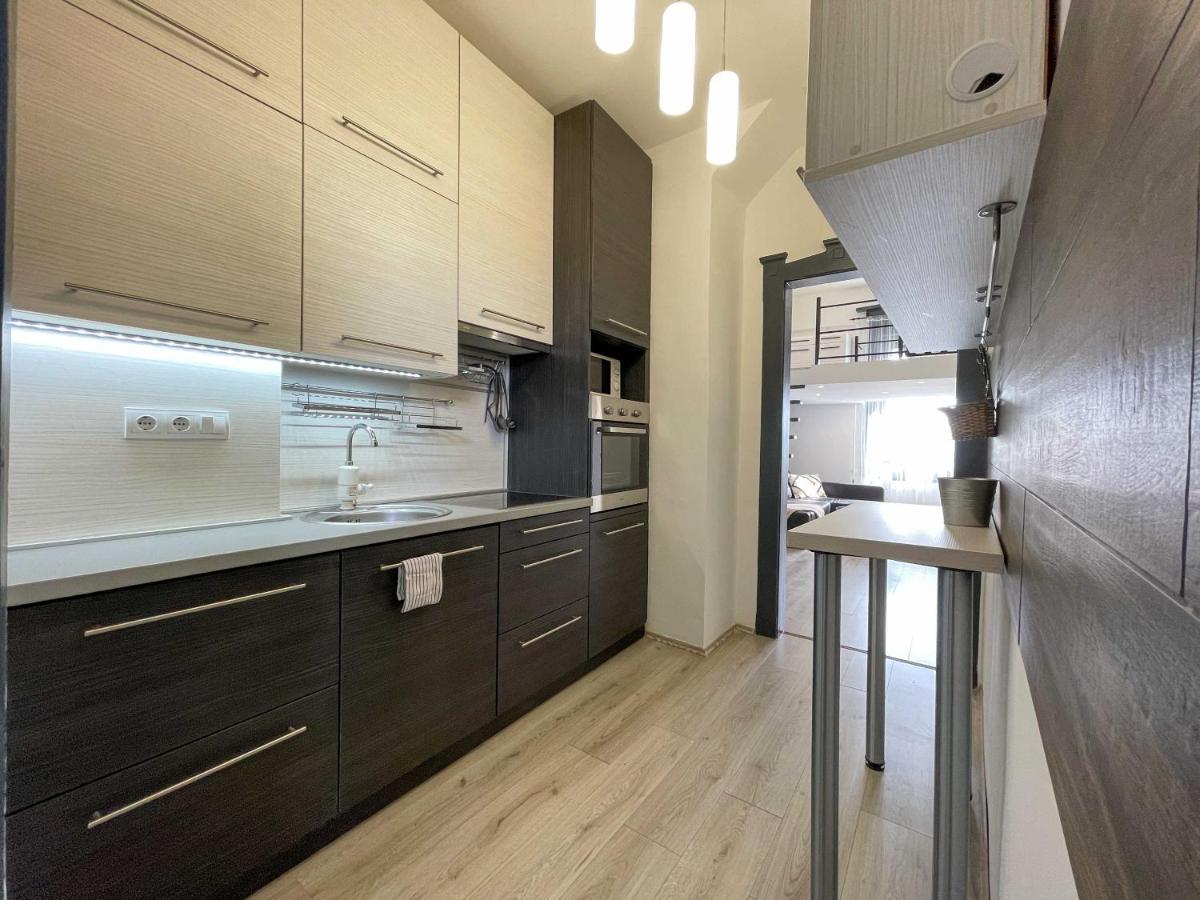 Manyi Apartman 2 Debrecen Exterior photo